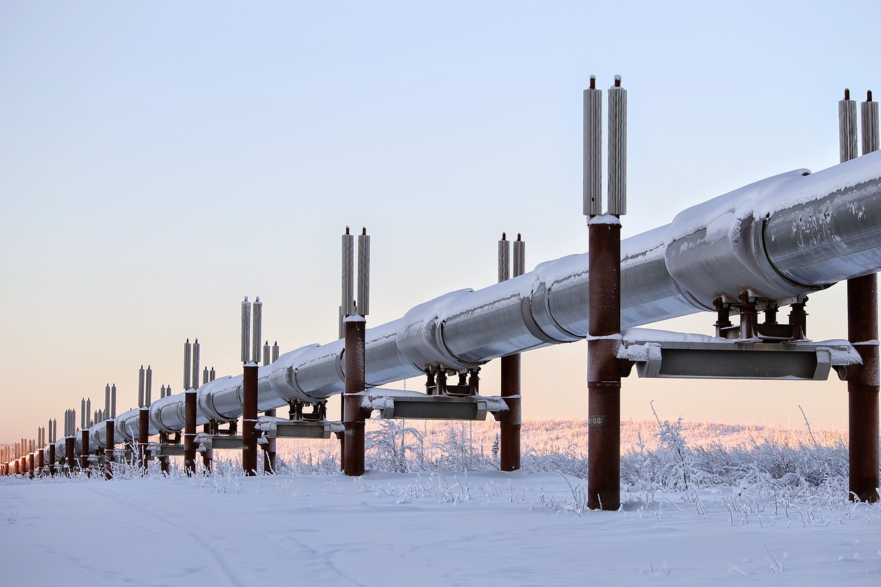 winter, alaska, pipeline-681175.jpg