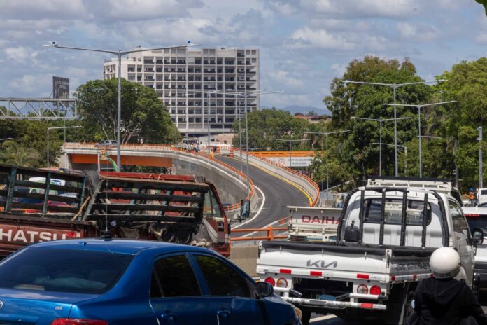 como-cambio-el-diseno-original-del-paso-a-desnivel-de-pintura-0827d20e