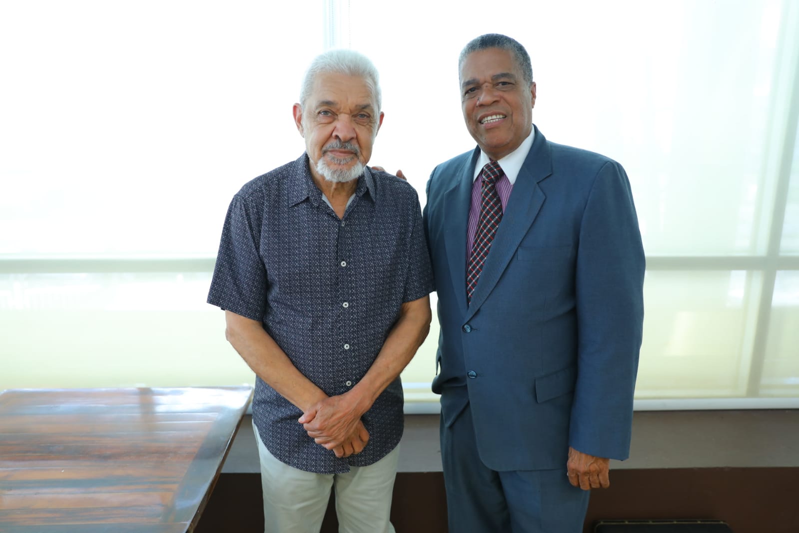 Fernando Ariss. Compositor y cantante y Lito Santana