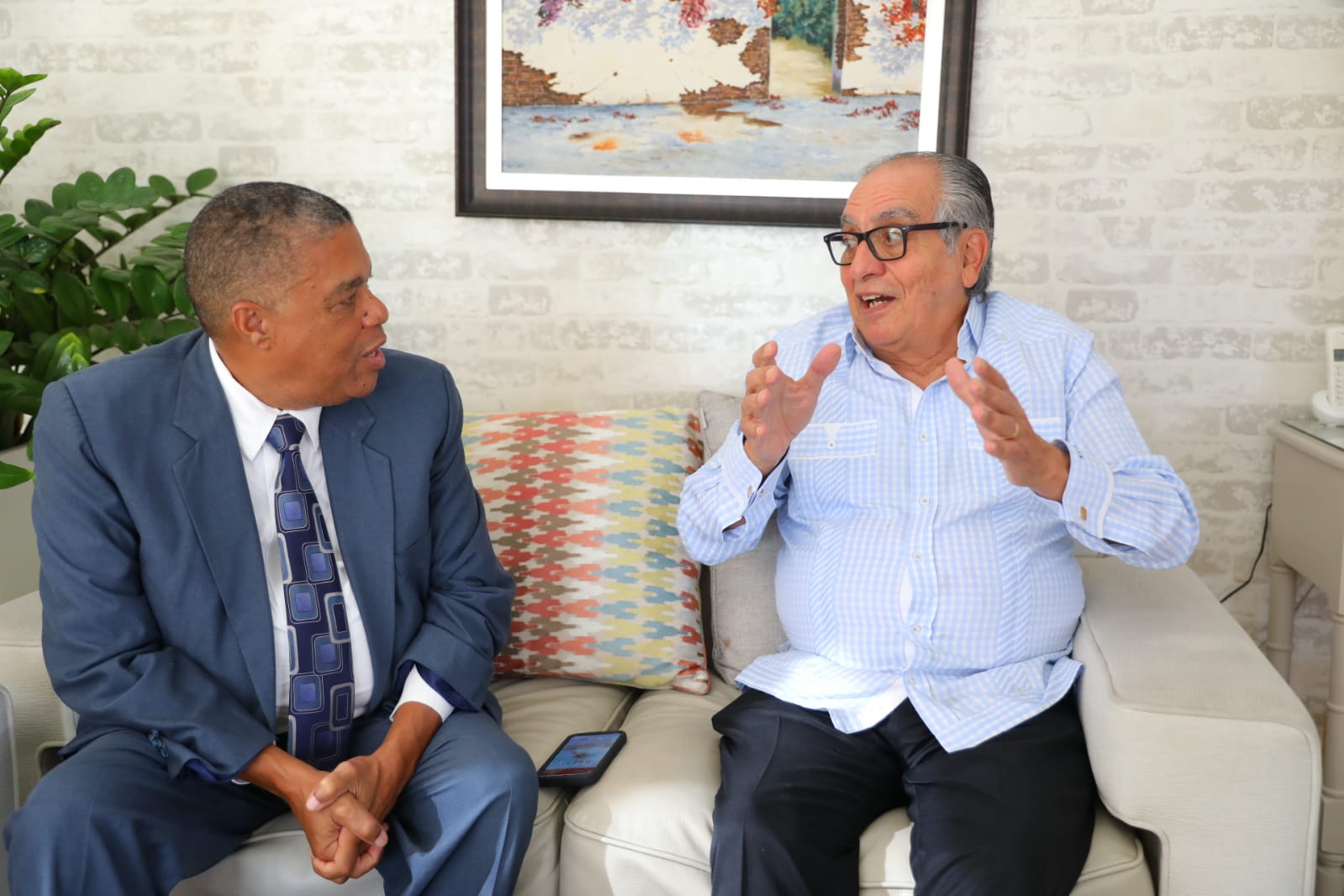 Miguel J. Escala - Luis rafael Santana