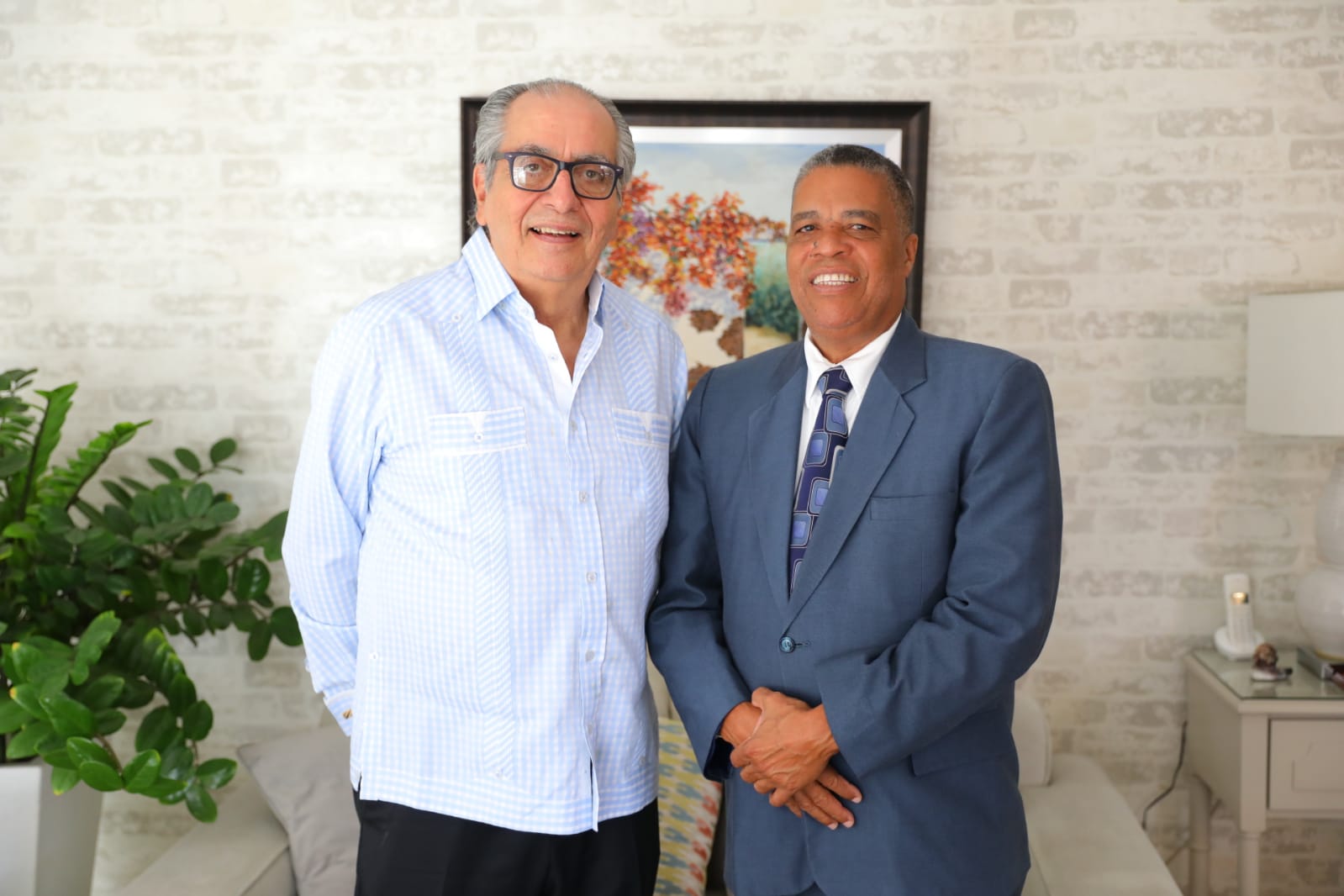 Miguel J. Escala - Luis rafael Santana